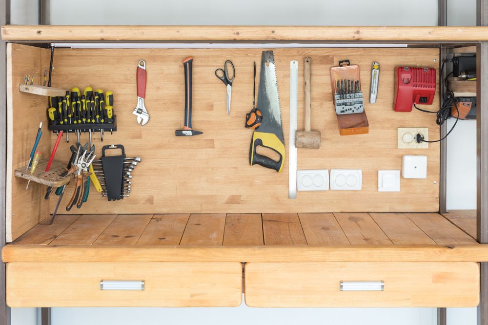 Garage work bench