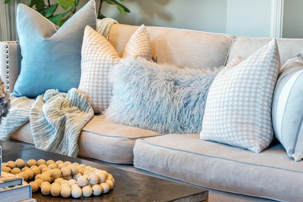 relaxed coastal living room ideas 